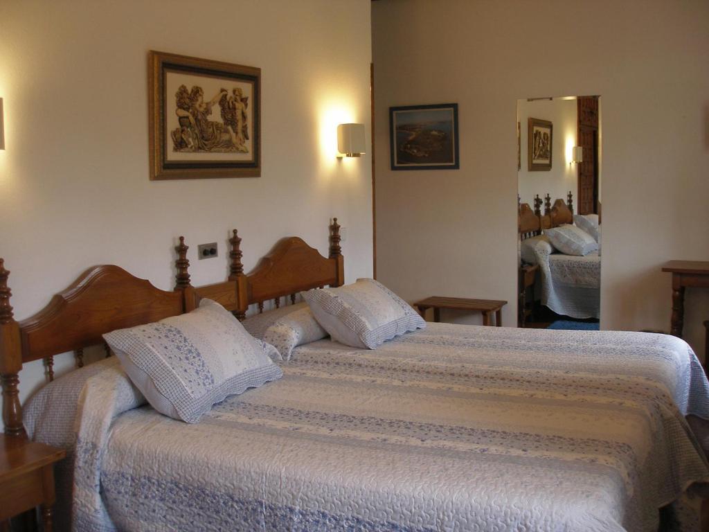 Hotel Siglo XVIII Santillana del Mar Habitación foto